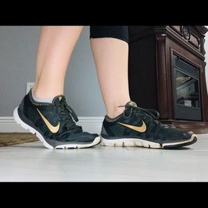 Nike Training Flex Supreme Sneakers